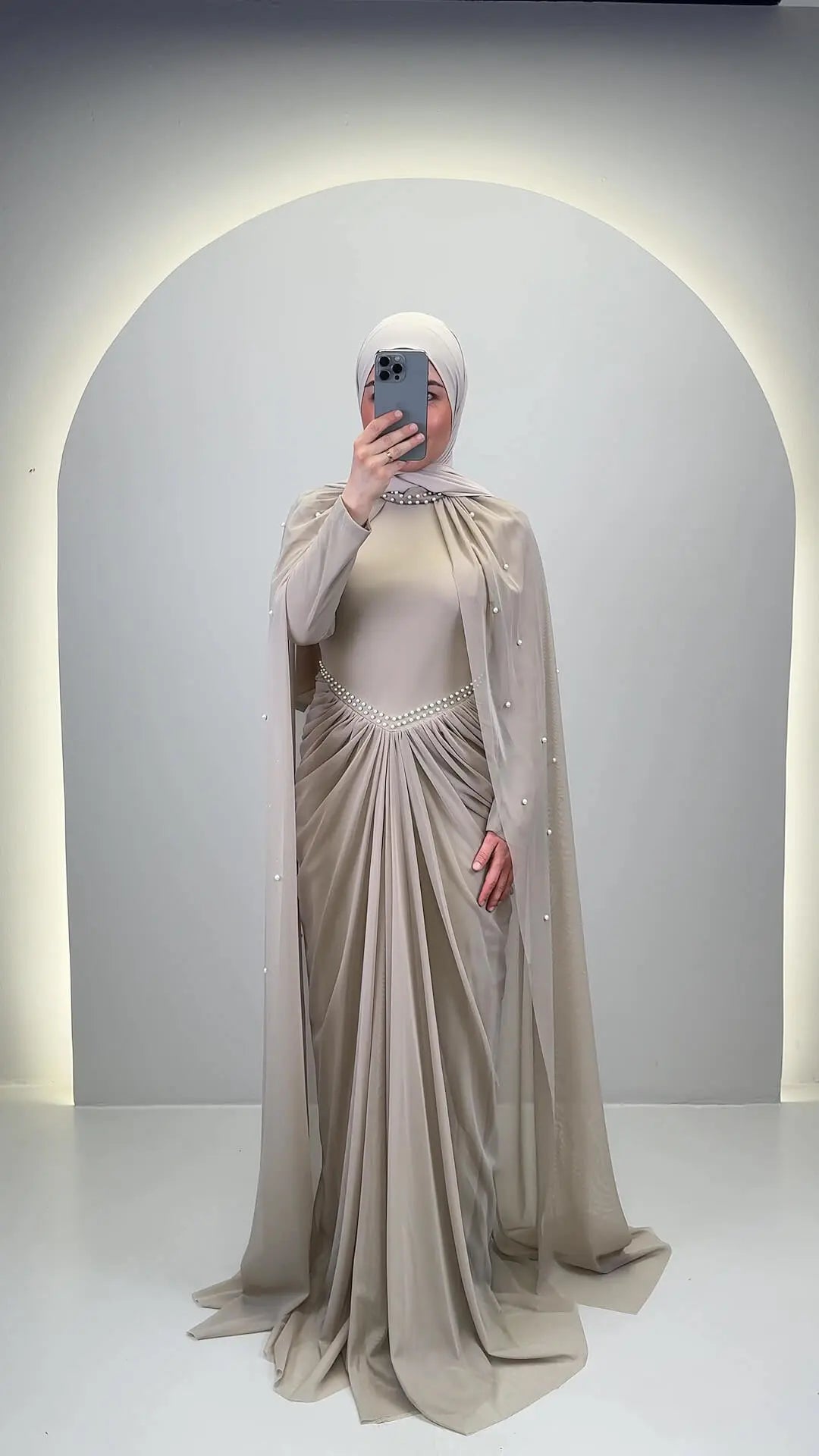Robe de soirée Tiya Beige