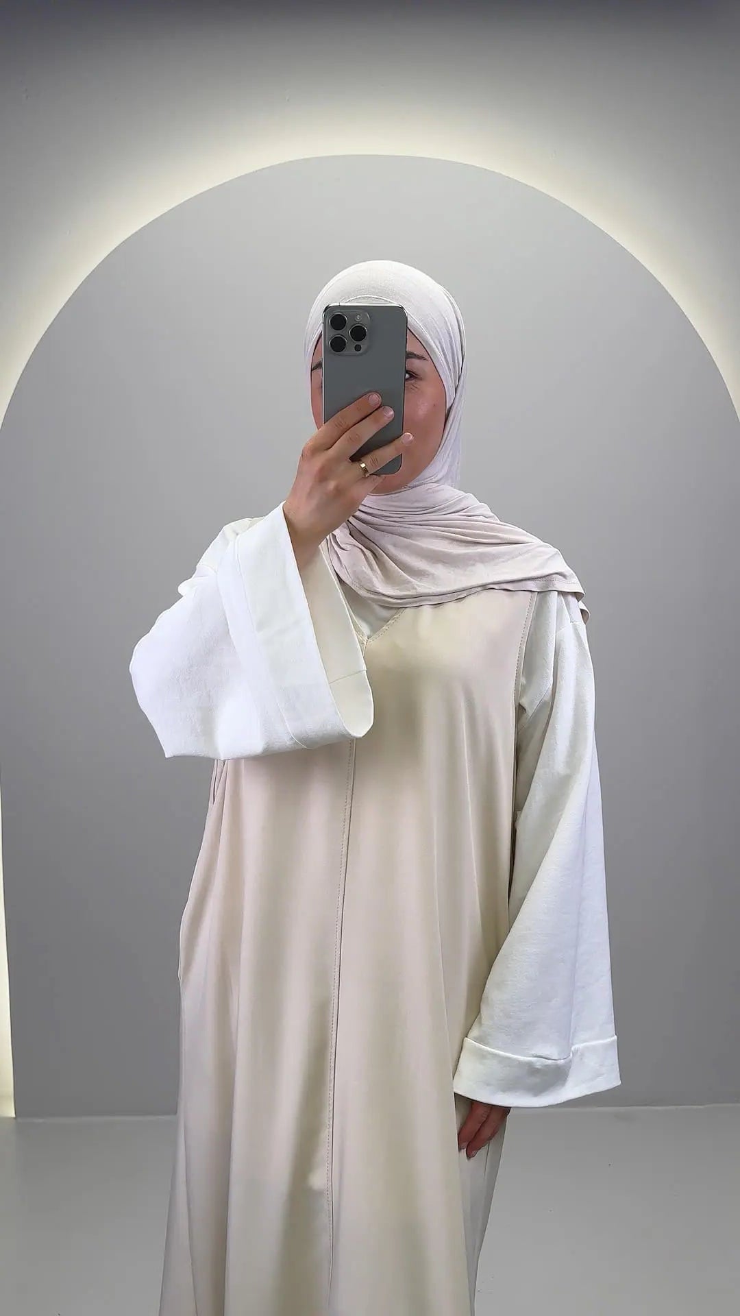 Haut Amira