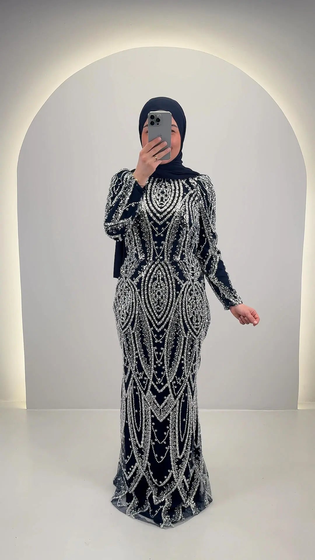 Robe de soirée Tias bleu foncé