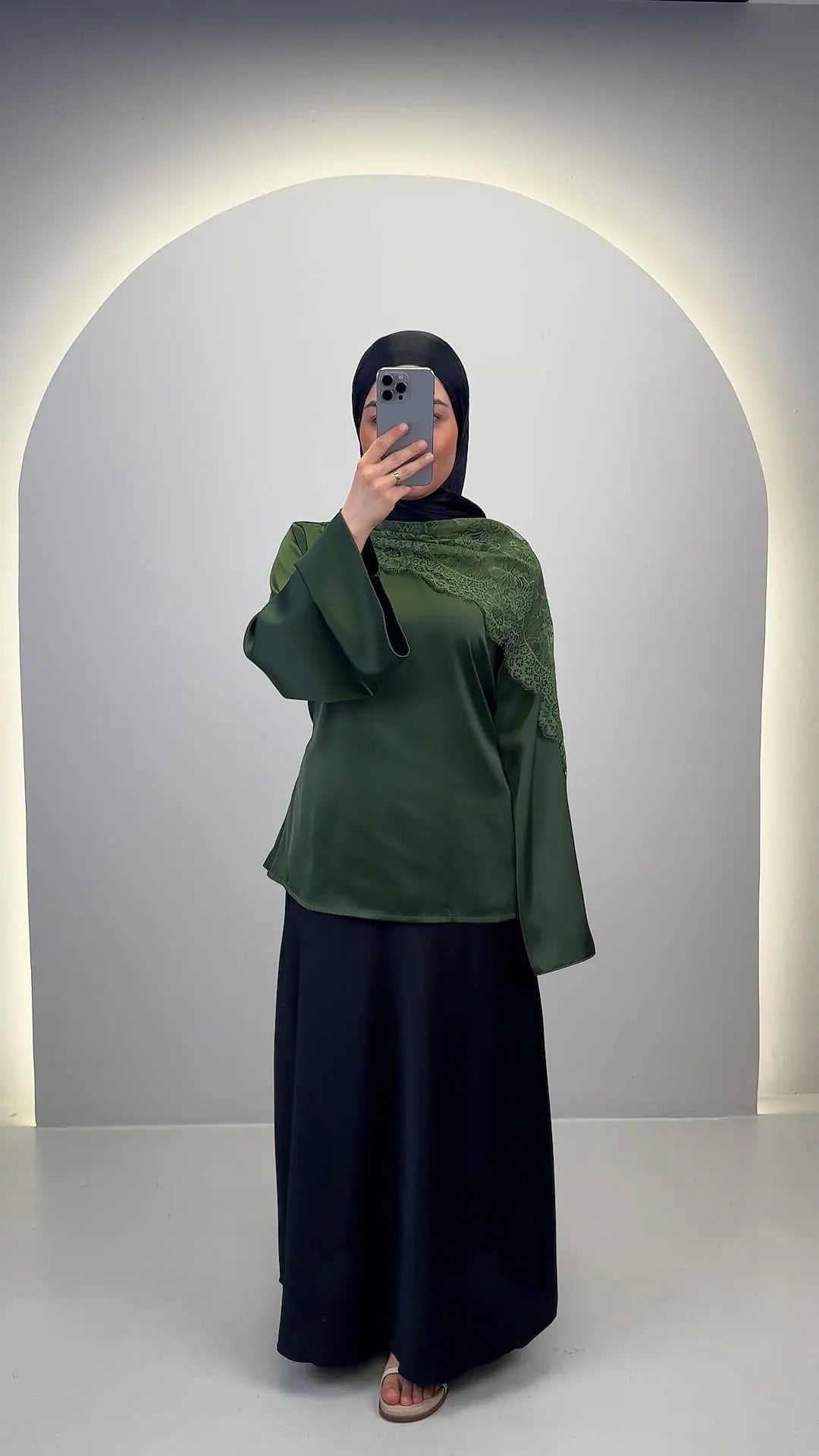Haut Yasminea