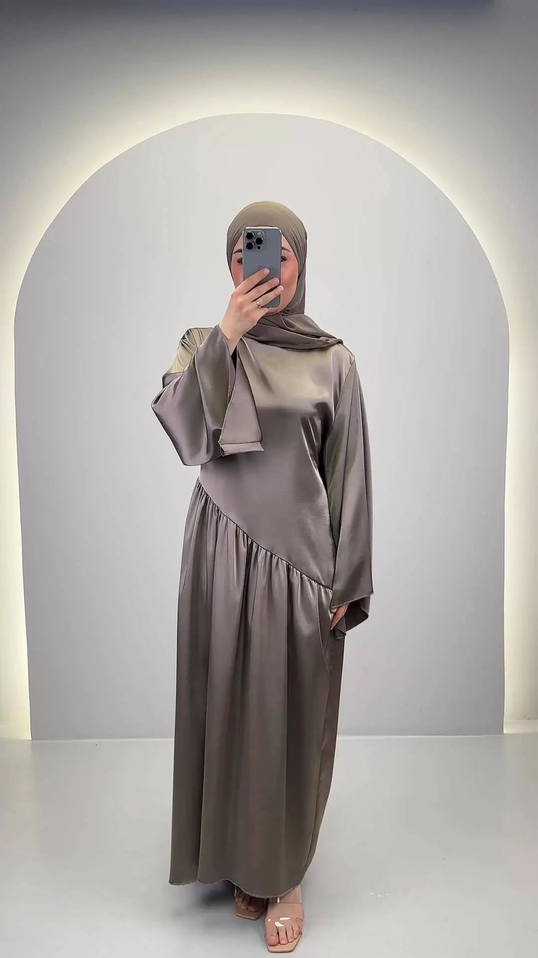 Robe de soirée Meslia Taupe
