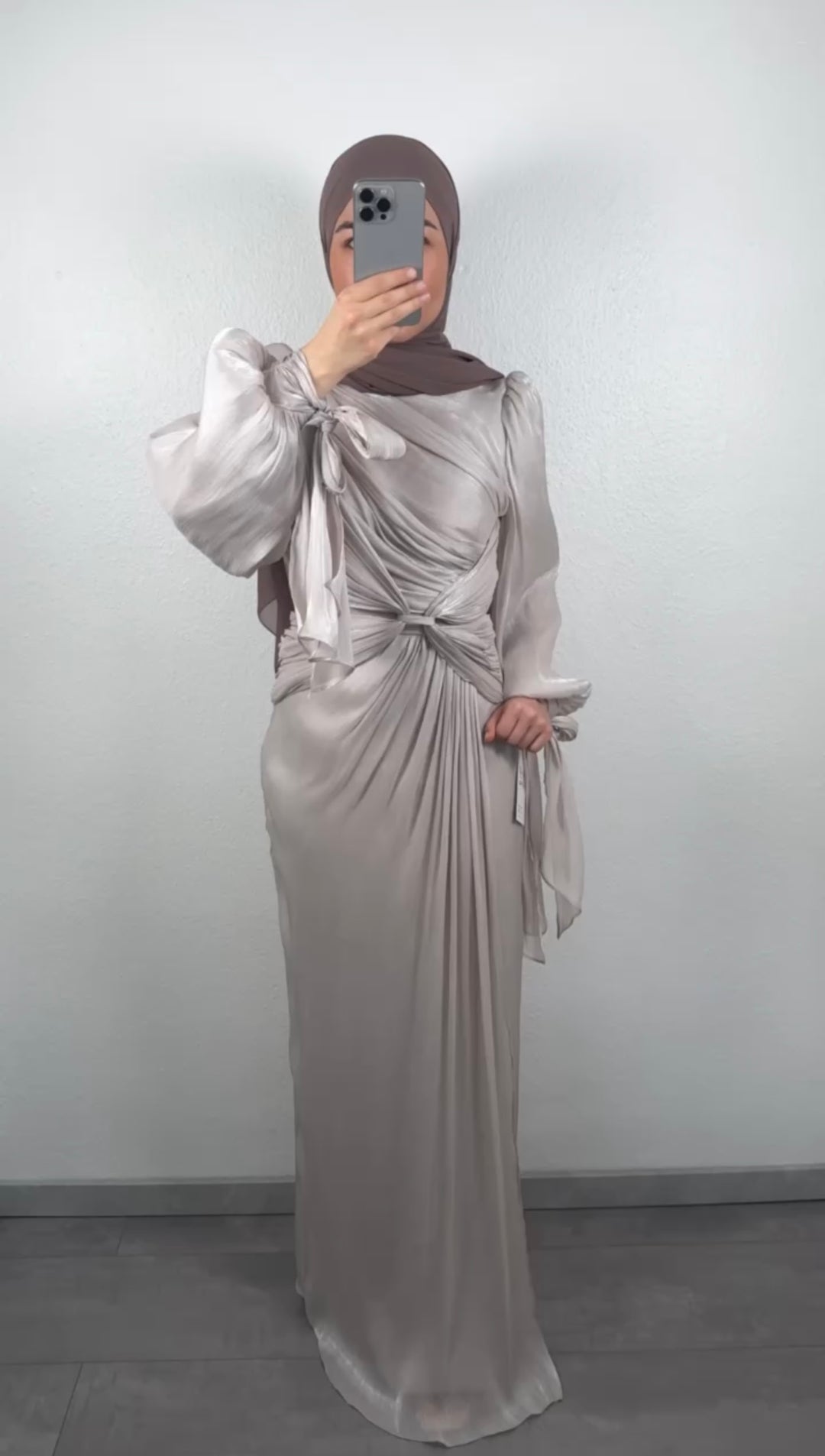 Robe de soirée Yildiz beige 01