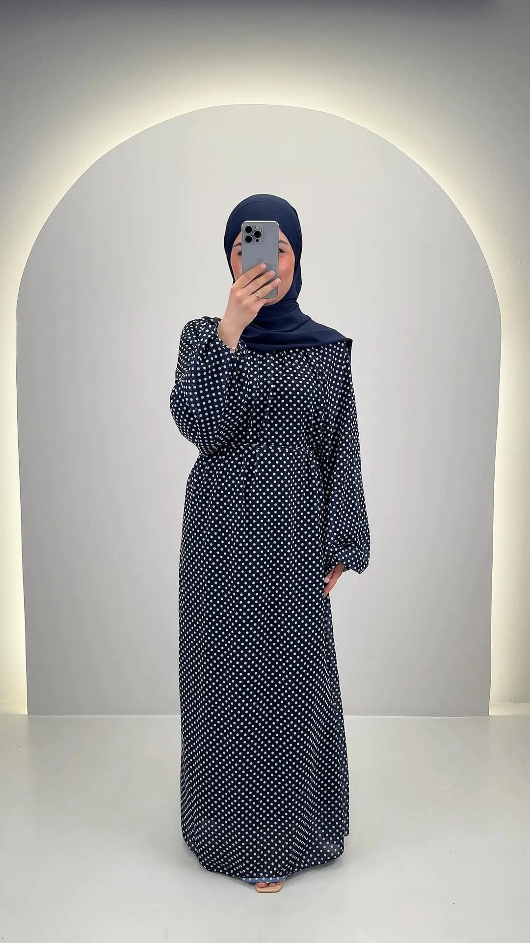 Robe Elenya
