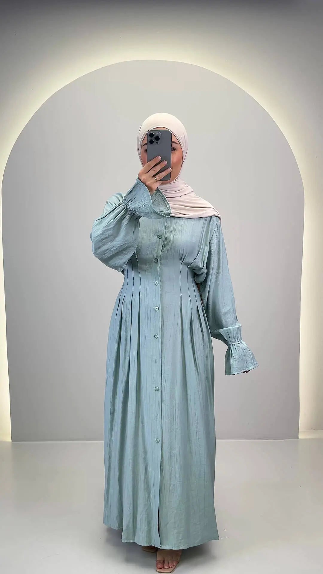 Robe Safiya
