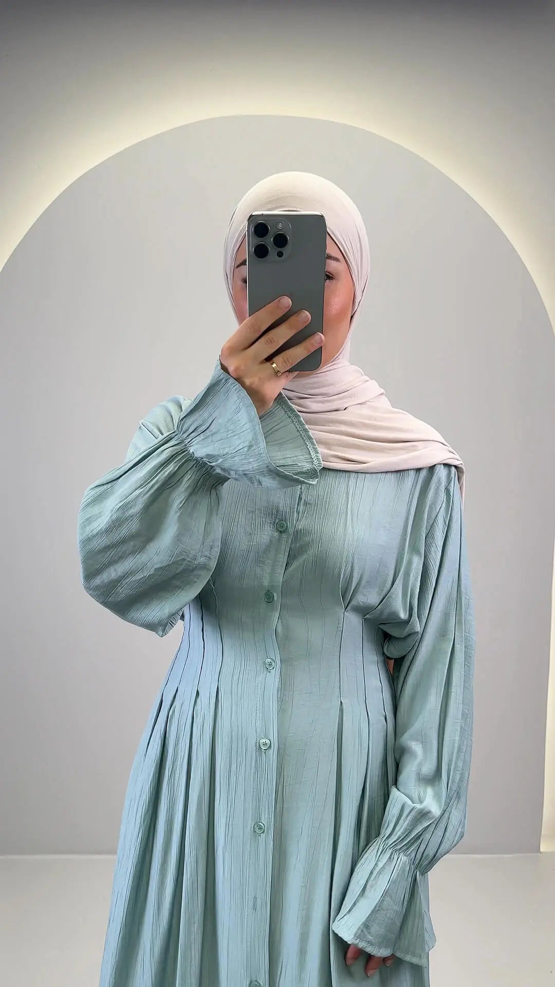 Robe Safiya