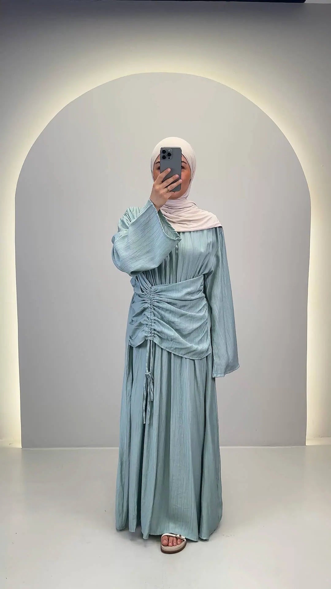 Robe Sahra