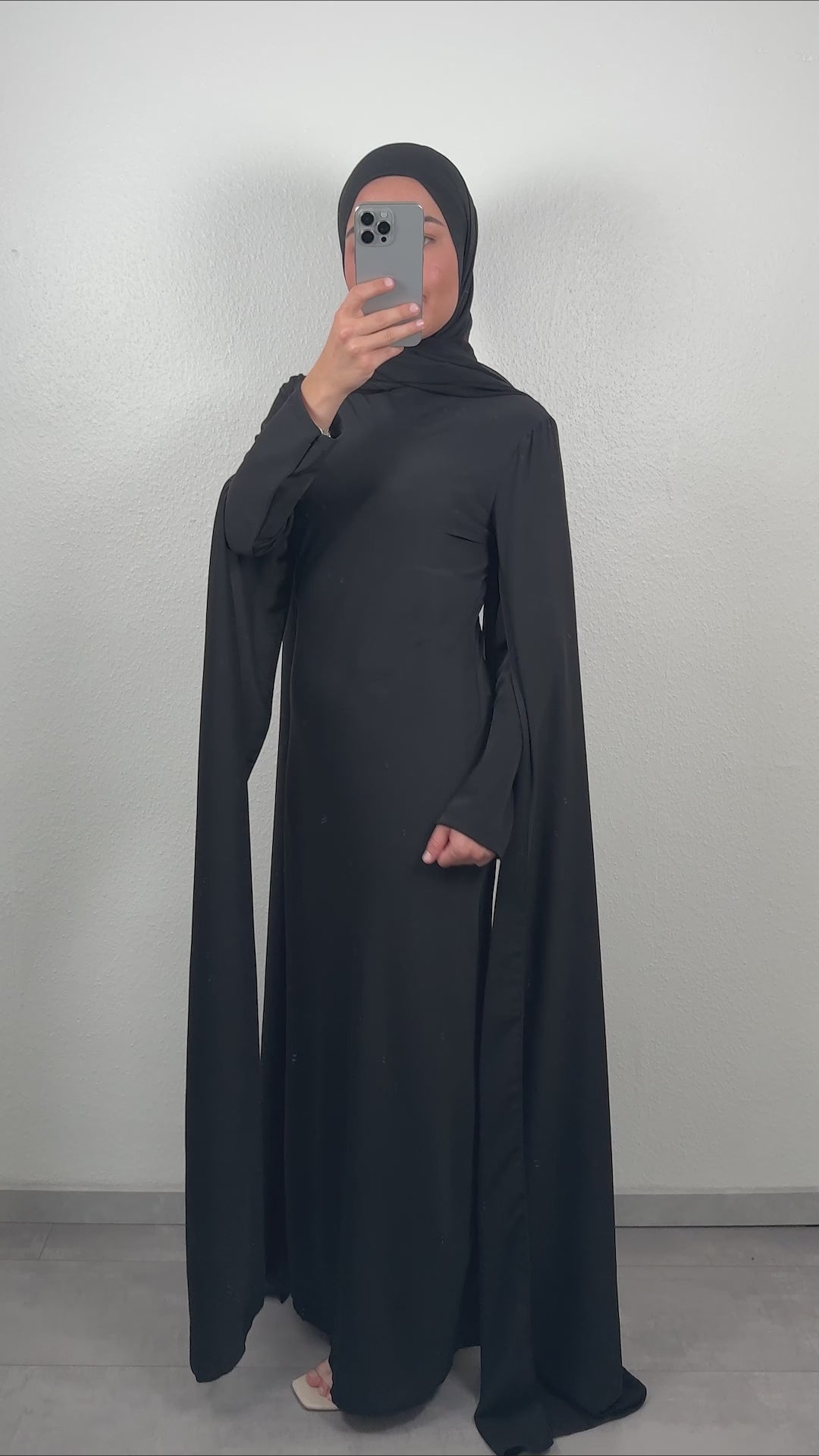 <tc>M</tc>robe de soirée Irias <tc>S</tc>noire