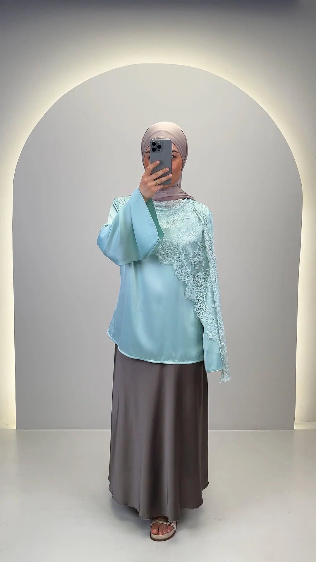 Haut Yasminea